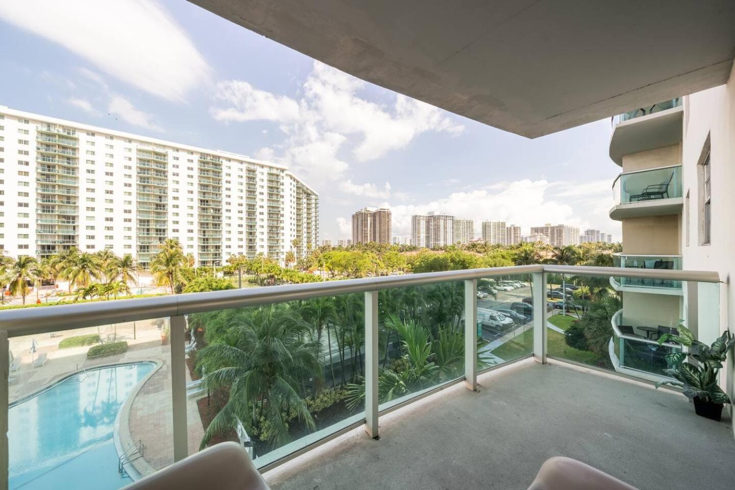 Ocean Reserve Condominium Miami Beach Exterior foto